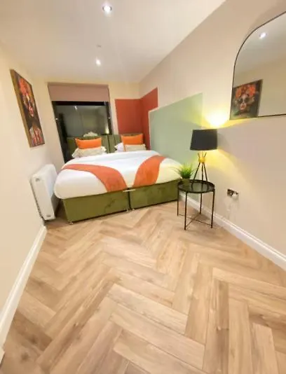 Brighton Central Crown - Rose Platinum Properties